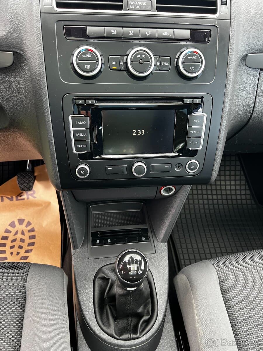 2015 Volkswagen TOURAN - 17