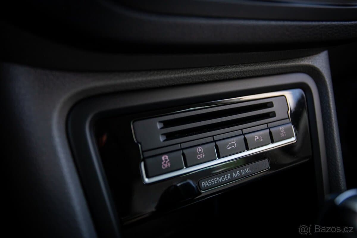 2018 Volkswagen SHARAN - 17