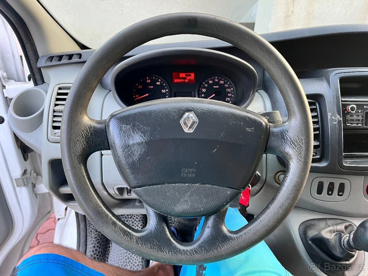 2013 Renault TRAFIC - 17