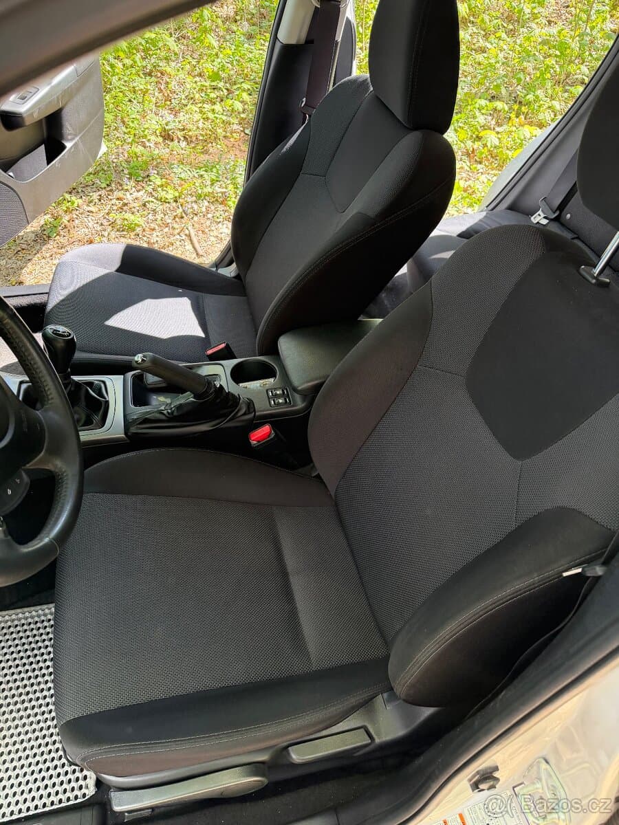 Subaru IMPREZA - 17