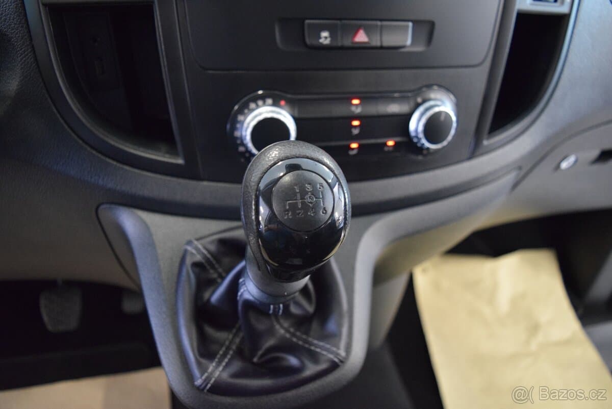 2017 Mercedes-Benz VITO - 17