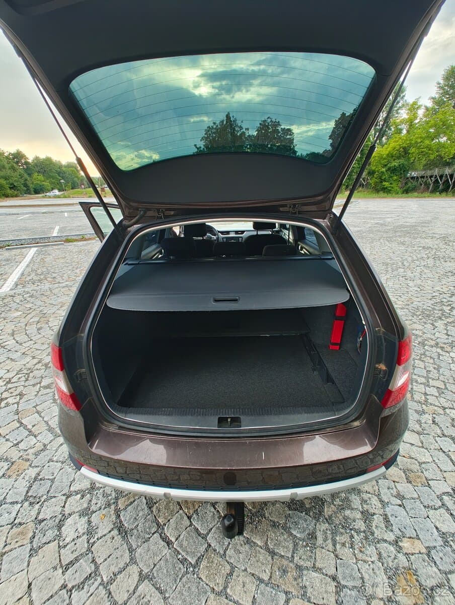 2015 Škoda OCTAVIA - 17