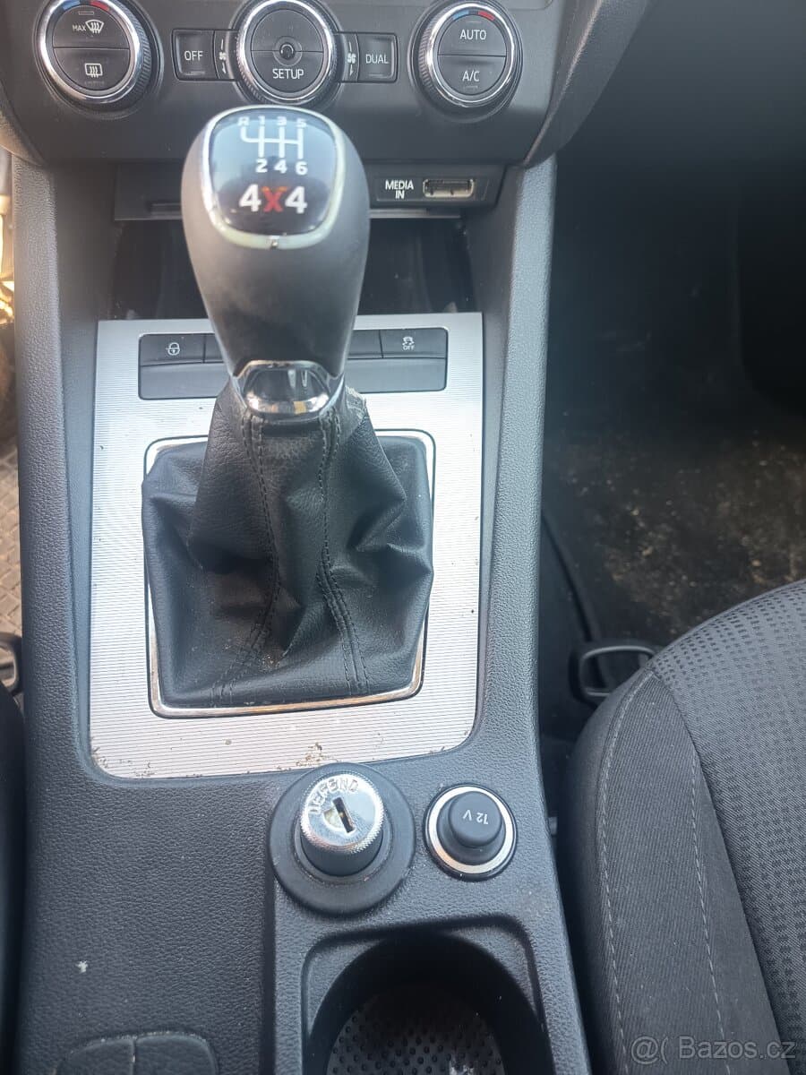 Škoda OCTAVIA - 17