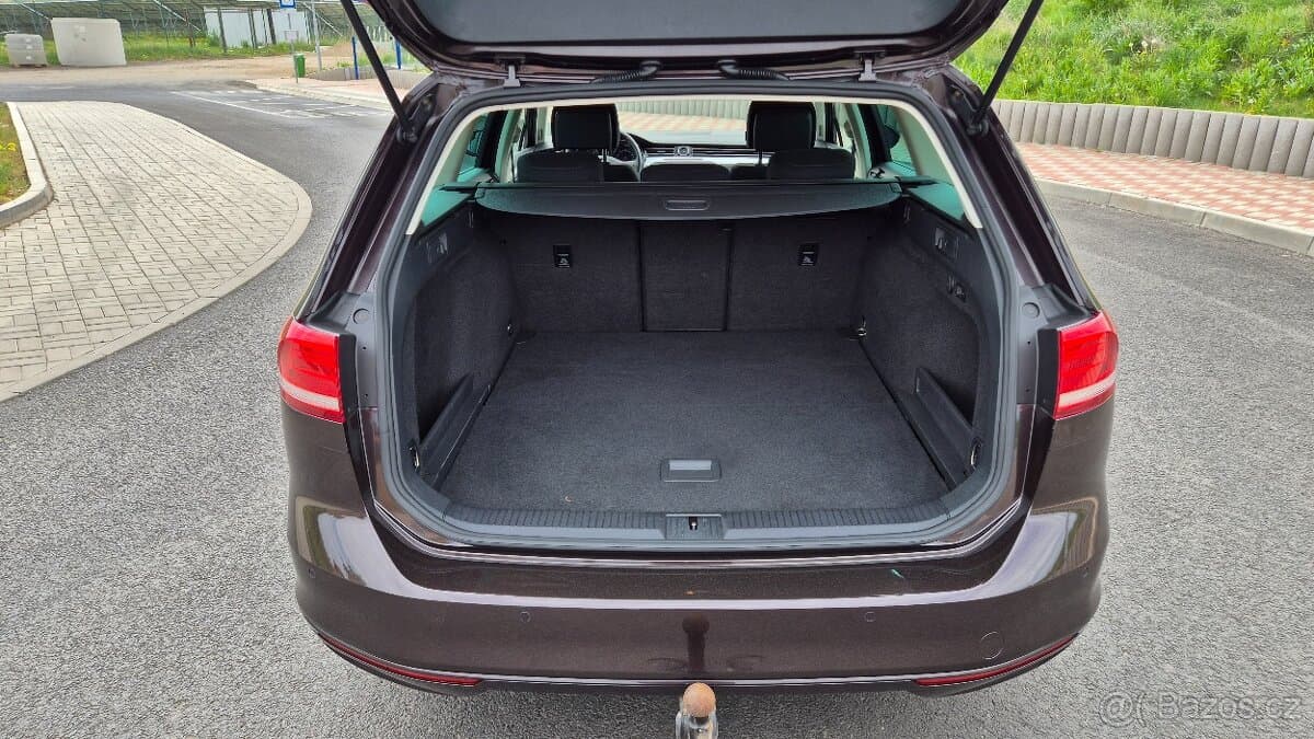2019 Volkswagen PASSAT - 17