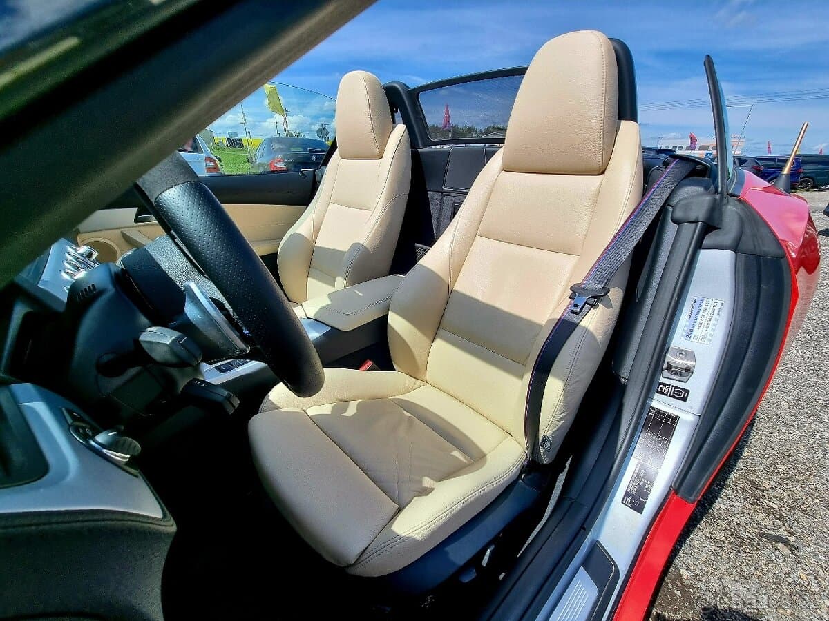2012 BMW Z4 - 17