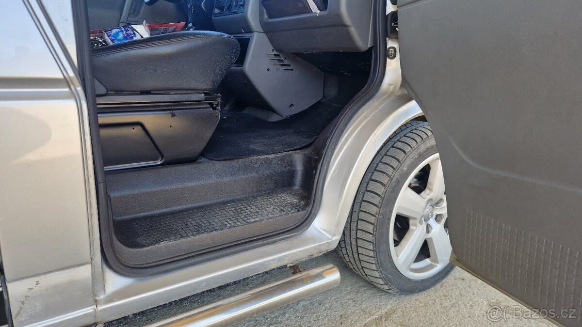 2001 Volkswagen TRANSPORTER - 17