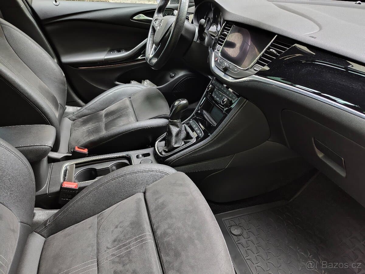 2020 Opel ASTRA - 17