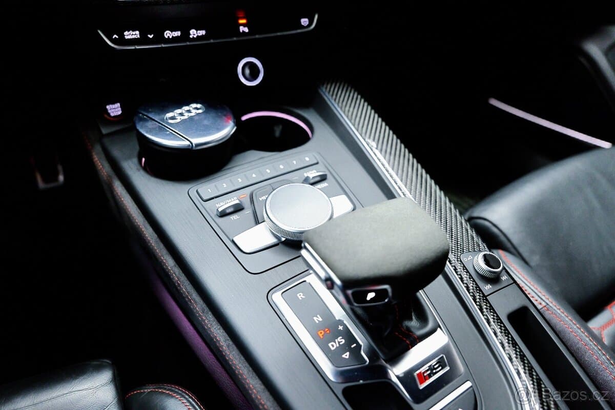 2017 Audi RS4 - 17
