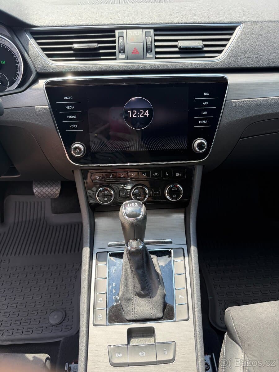 2021 Škoda SUPERB - 17