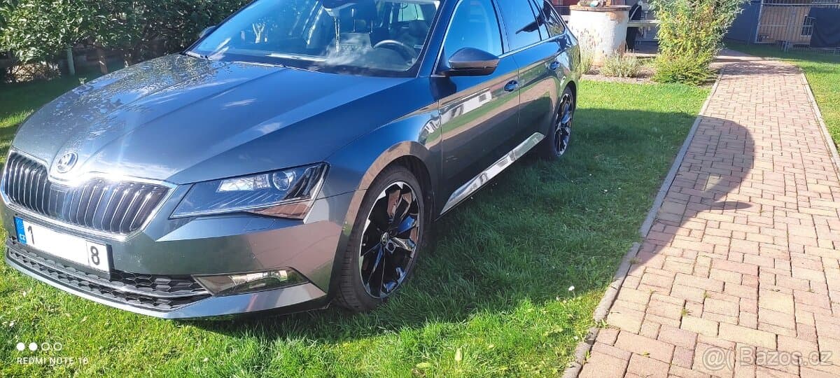 2019 Škoda SUPERB - 17