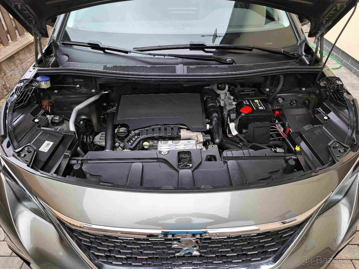2019 Peugeot 5008 - 17