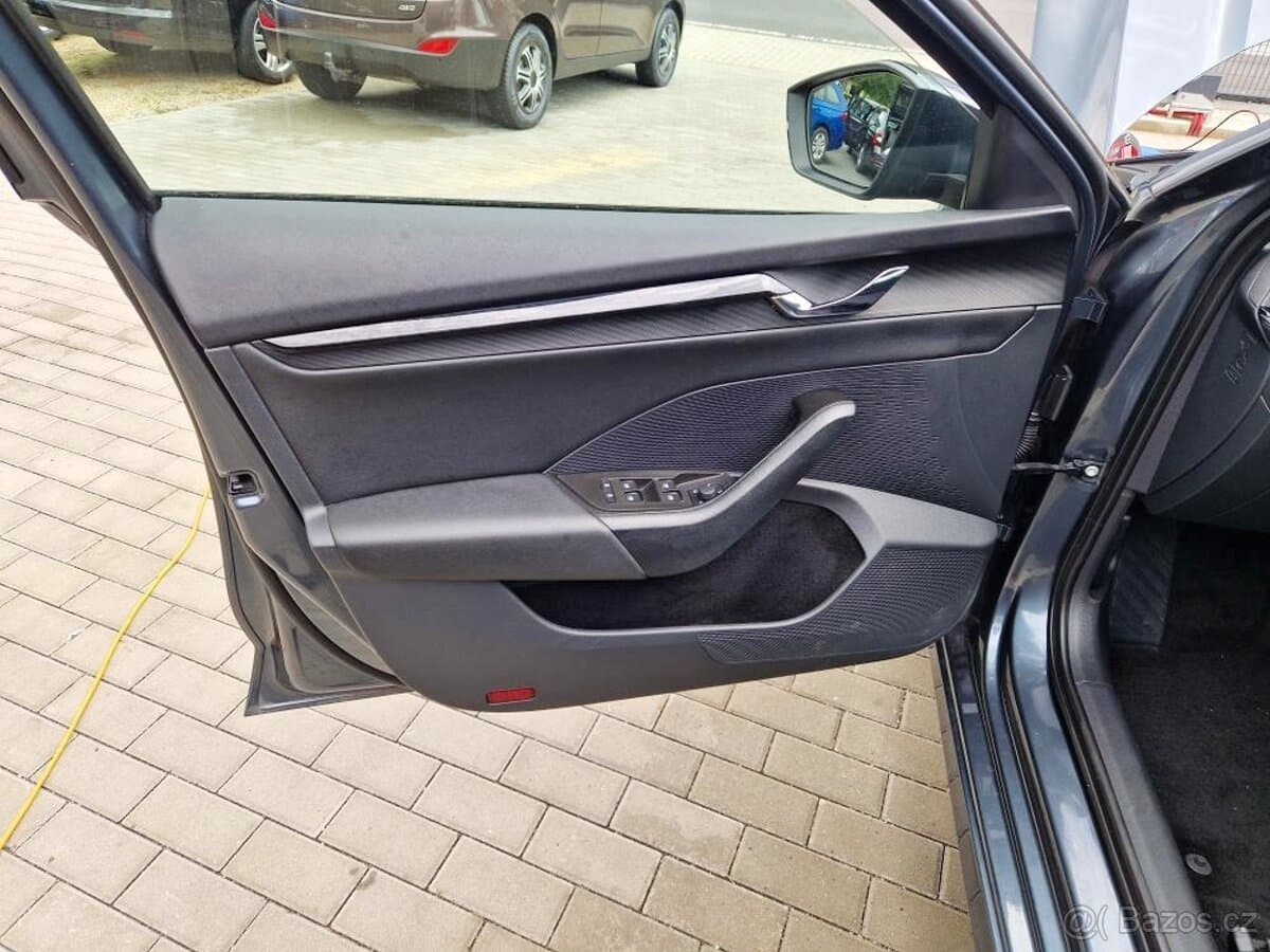 2021 Škoda OCTAVIA - 17