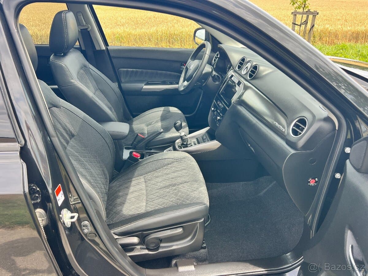 2019 Suzuki VITARA - 17