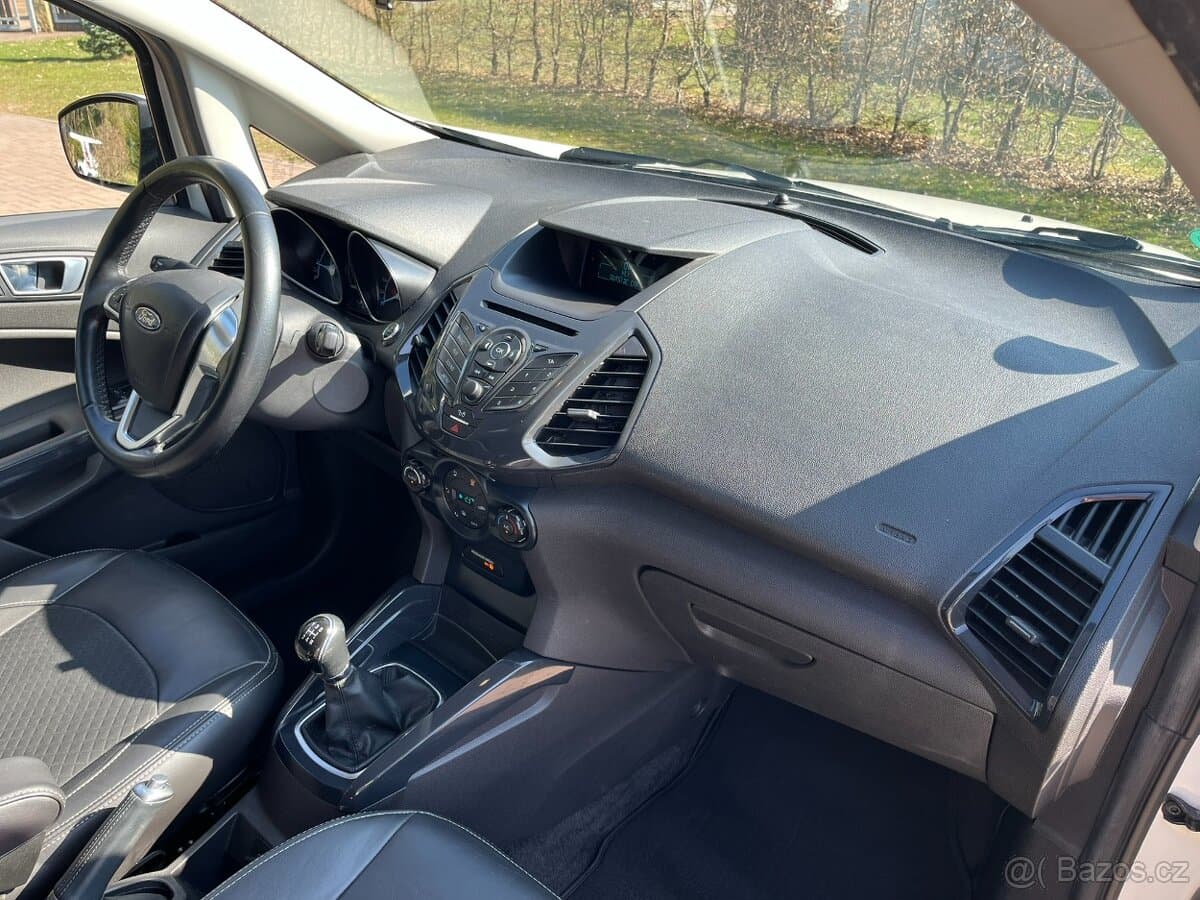 2016 Ford ECOSPORT - 17