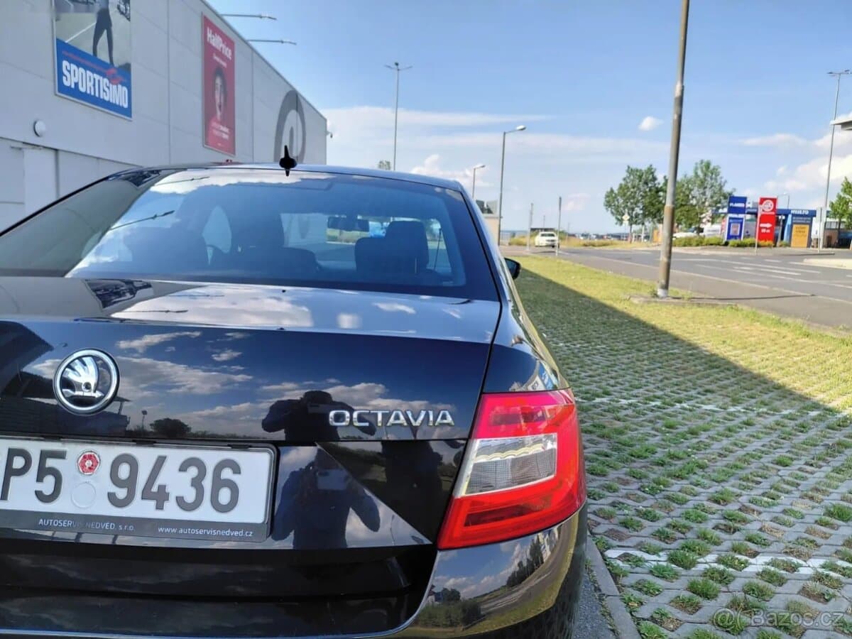 2015 Škoda OCTAVIA - 17