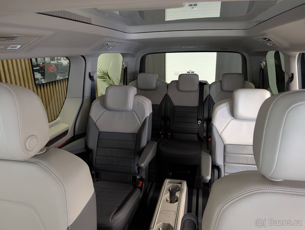 2025 Volkswagen MULTIVAN - 17