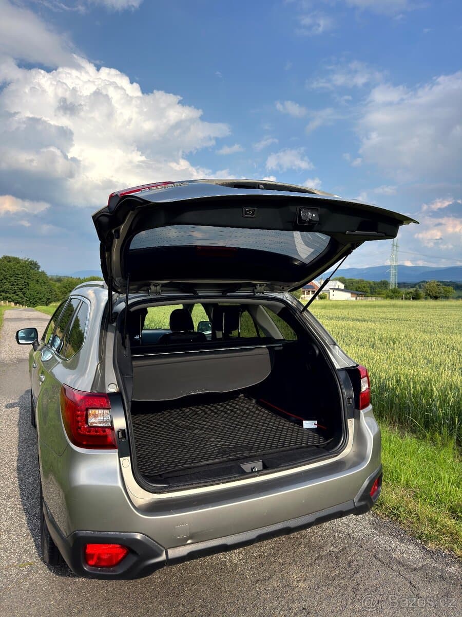 2015 Subaru OUTBACK - 17