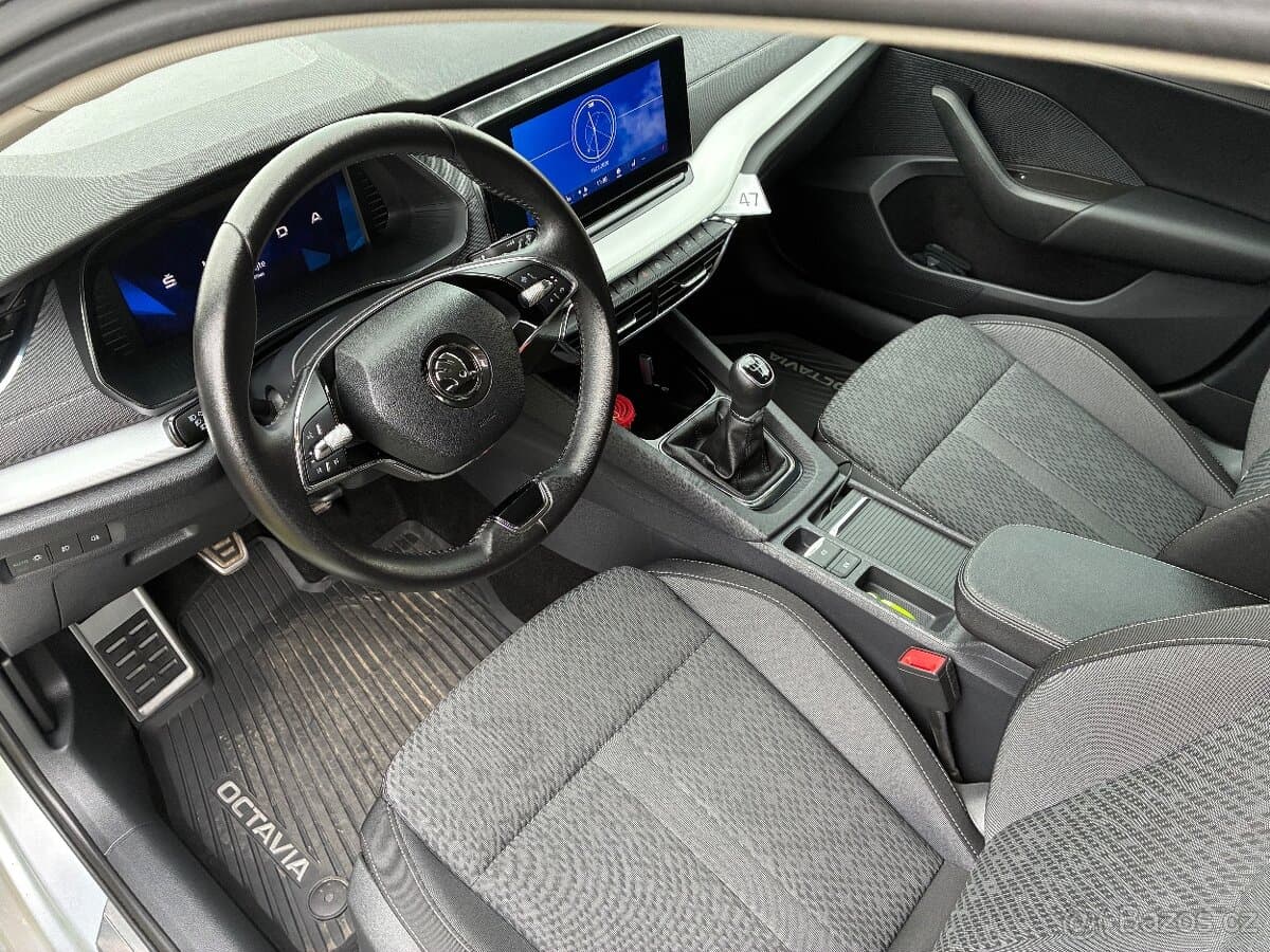 2023 Škoda OCTAVIA - 17