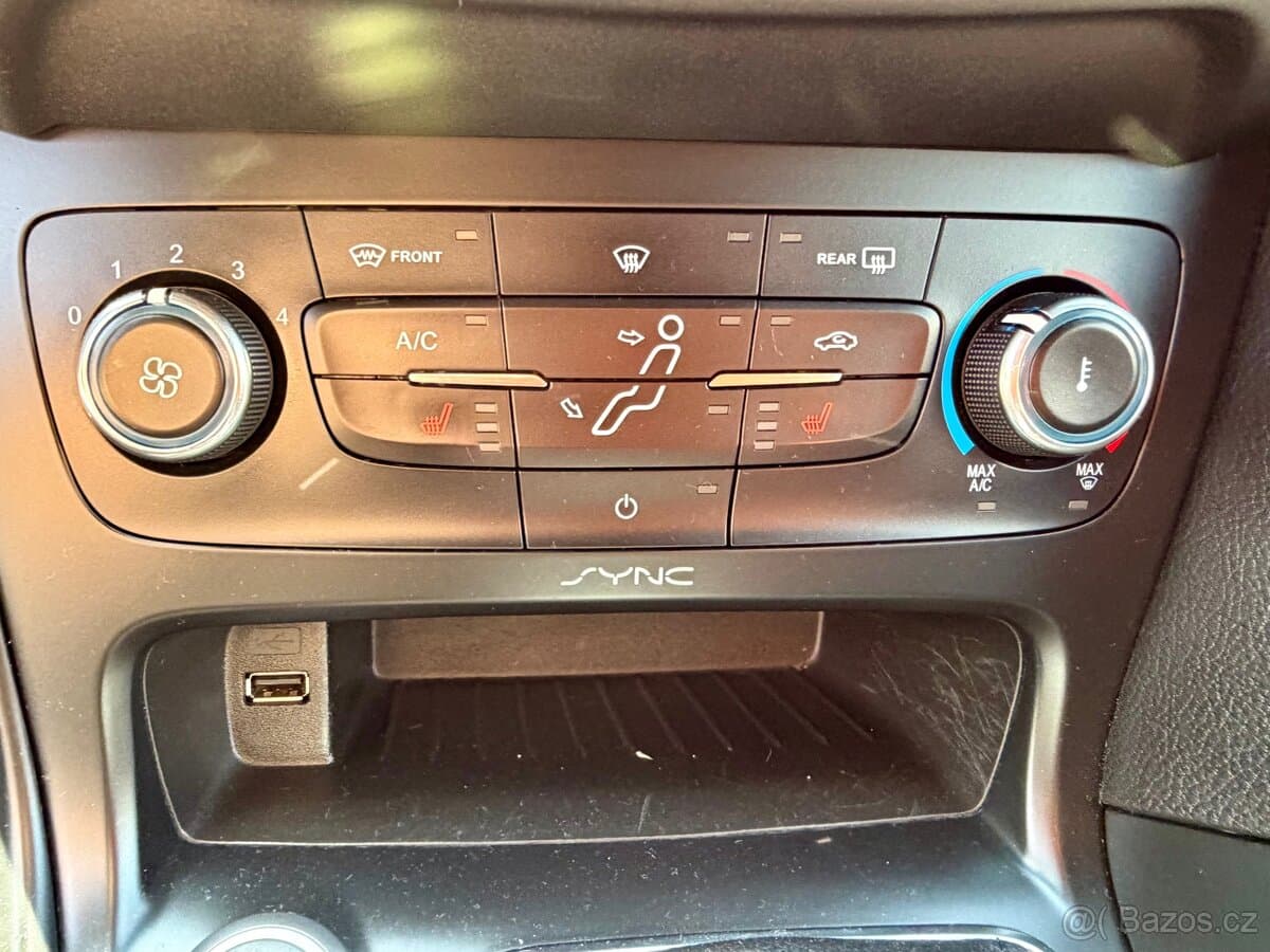 2015 Ford FOCUS - 17