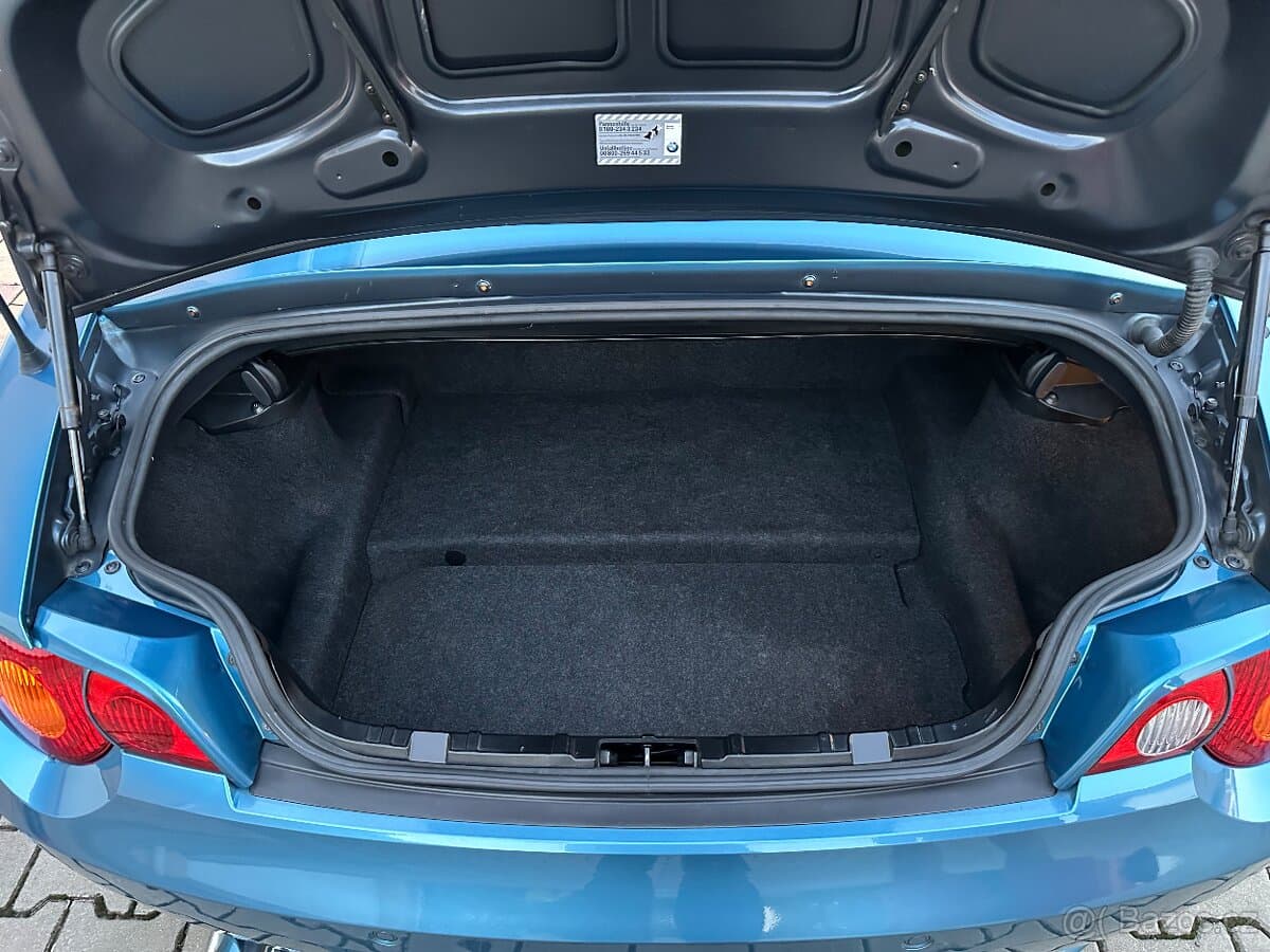 2004 BMW Z4 - 17