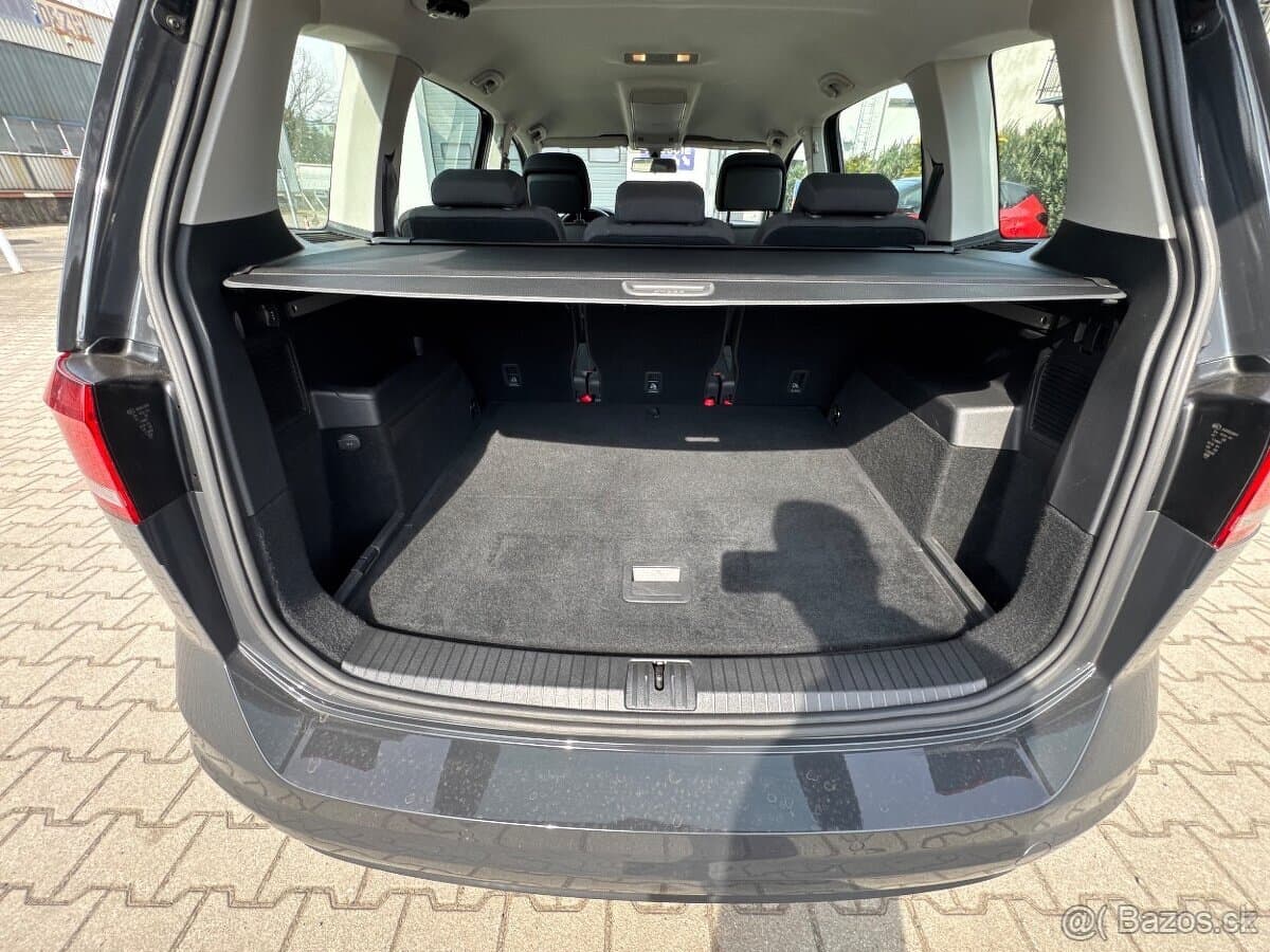 2019 Volkswagen TOURAN - 17