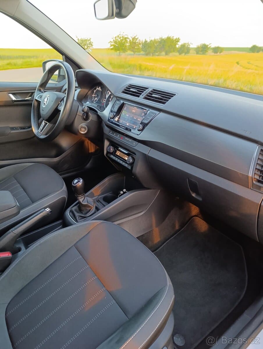 2018 Škoda FABIA - 17