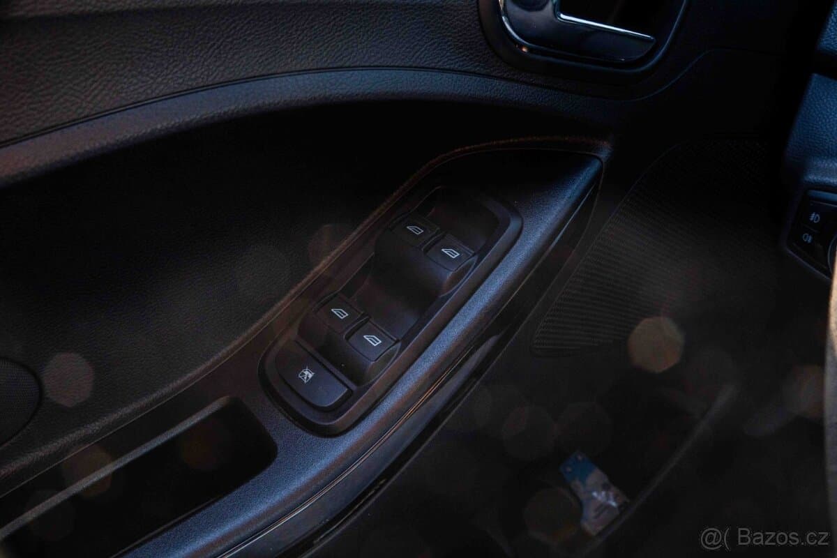 2019 Ford KA+ - 17