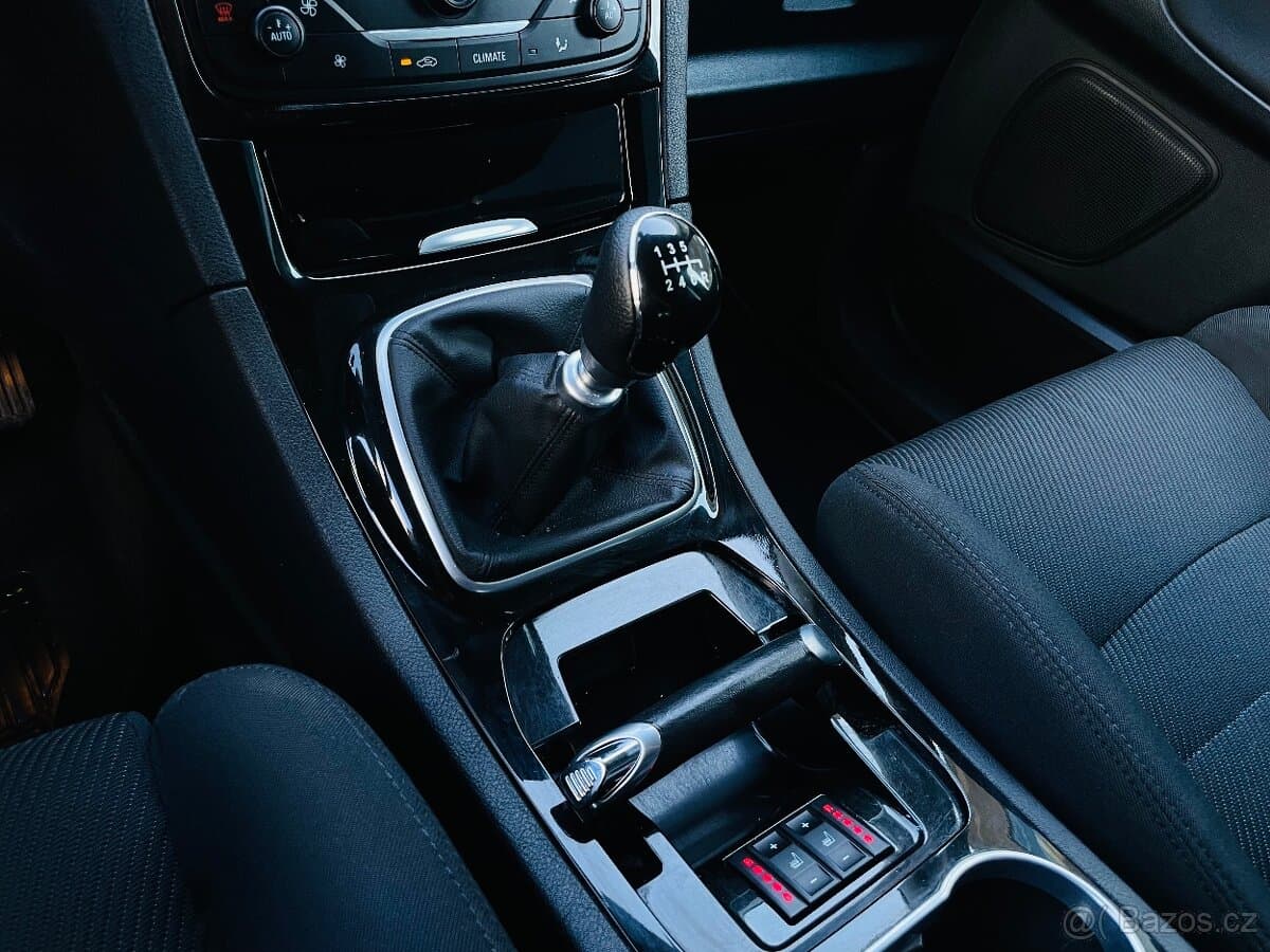 2011 Ford GALAXY - 17