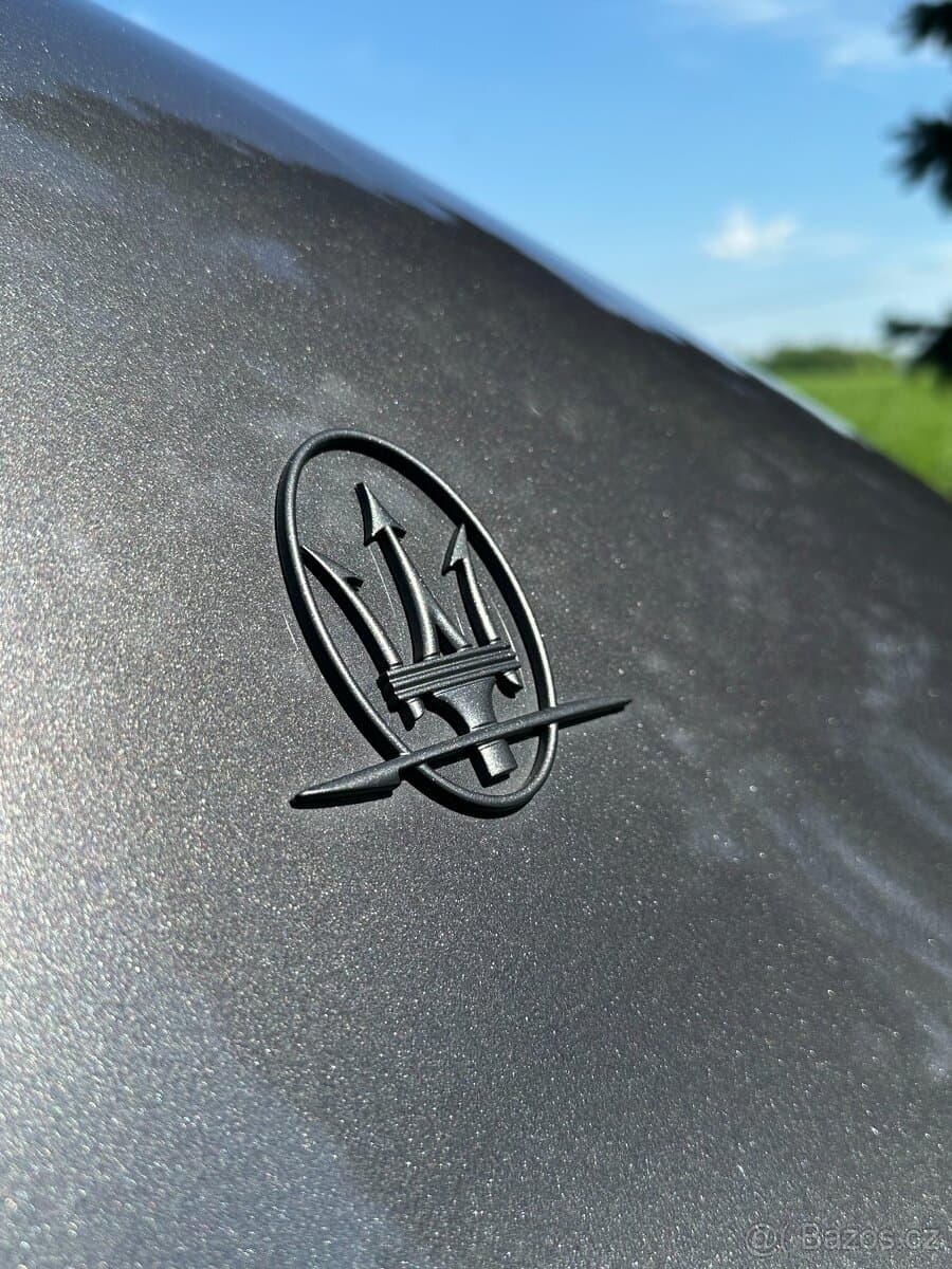 Maserati QUATTROPORTE - 17