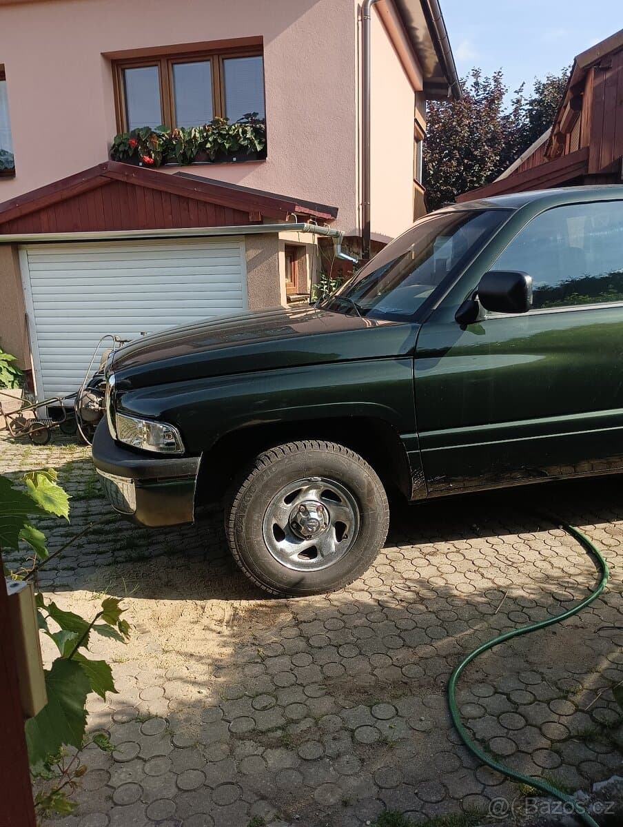 1995 Dodge RAM - 17