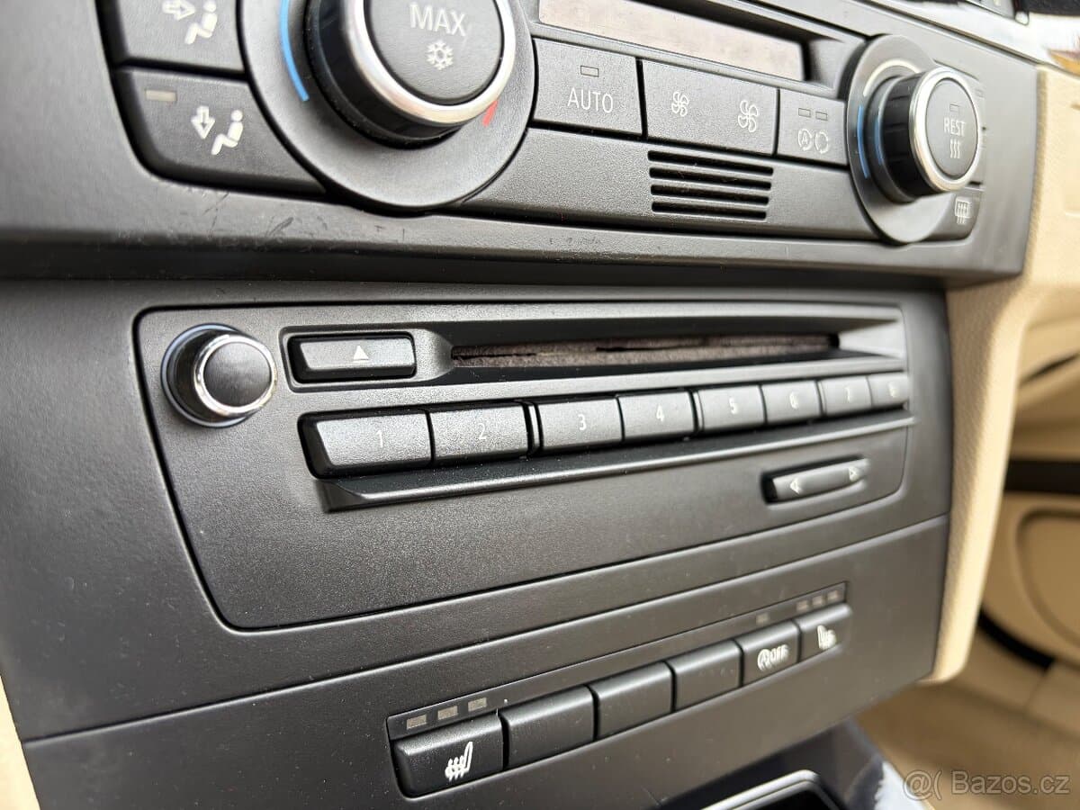 2009 BMW 3-SERIES - 17
