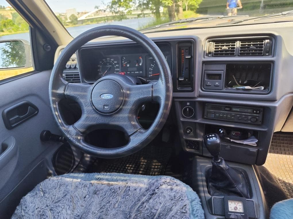 1990 Ford SIERRA - 17