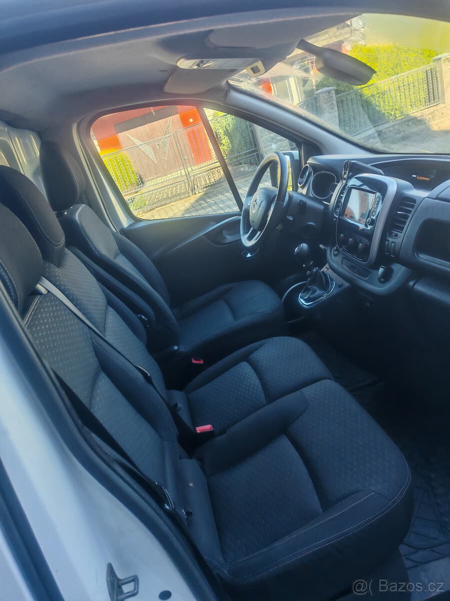 2018 Opel VIVARO - 17