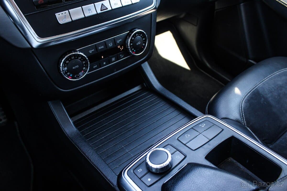 2011 Mercedes-Benz M-CLASS - 17