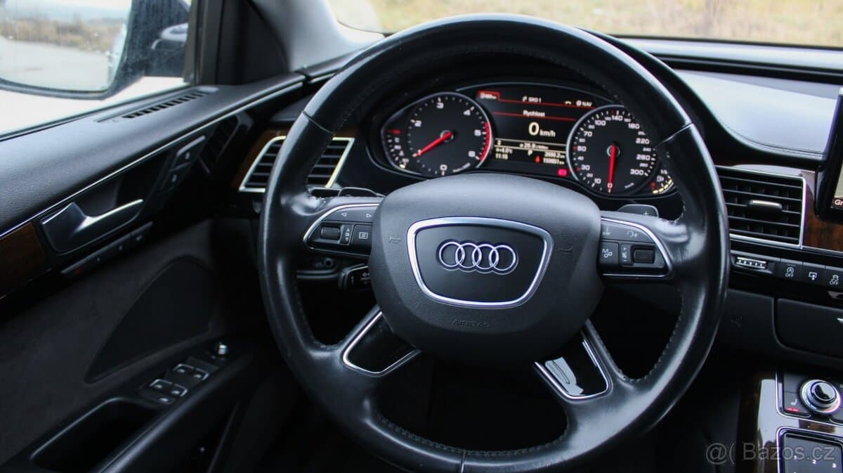 2016 Audi A8 - 17