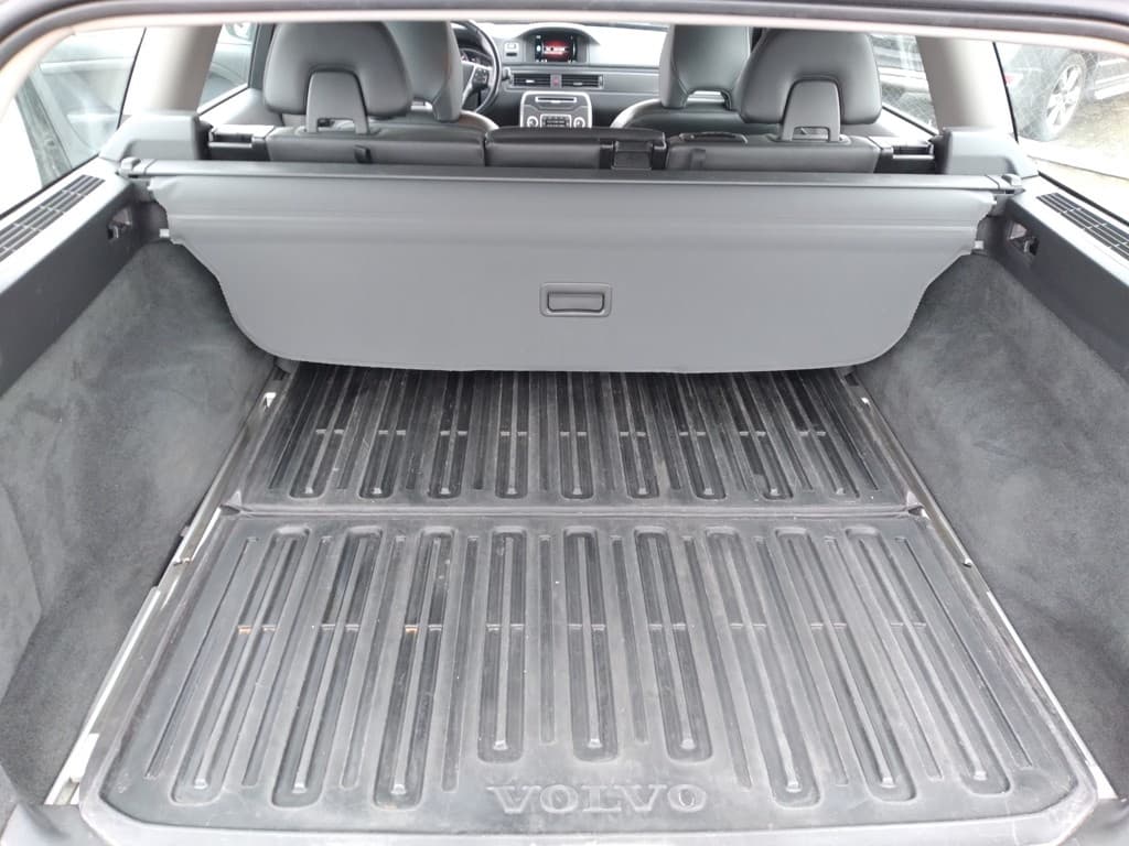 2016 Volvo V70 - 17