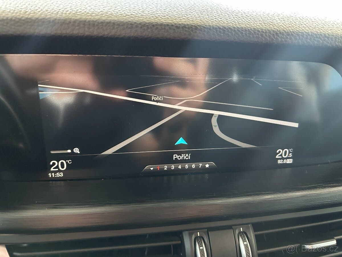 2018 Alfa Romeo STELVIO - 17