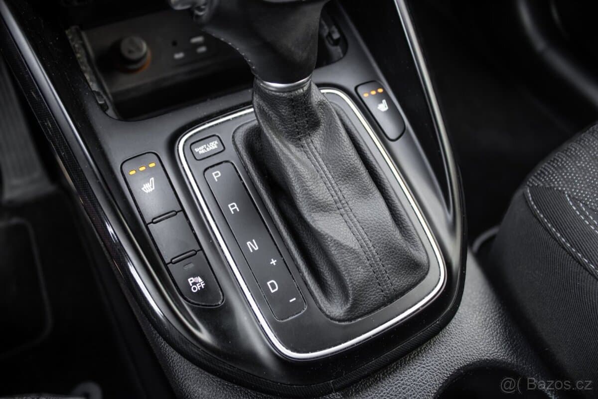 2018 Kia CARENS - 17