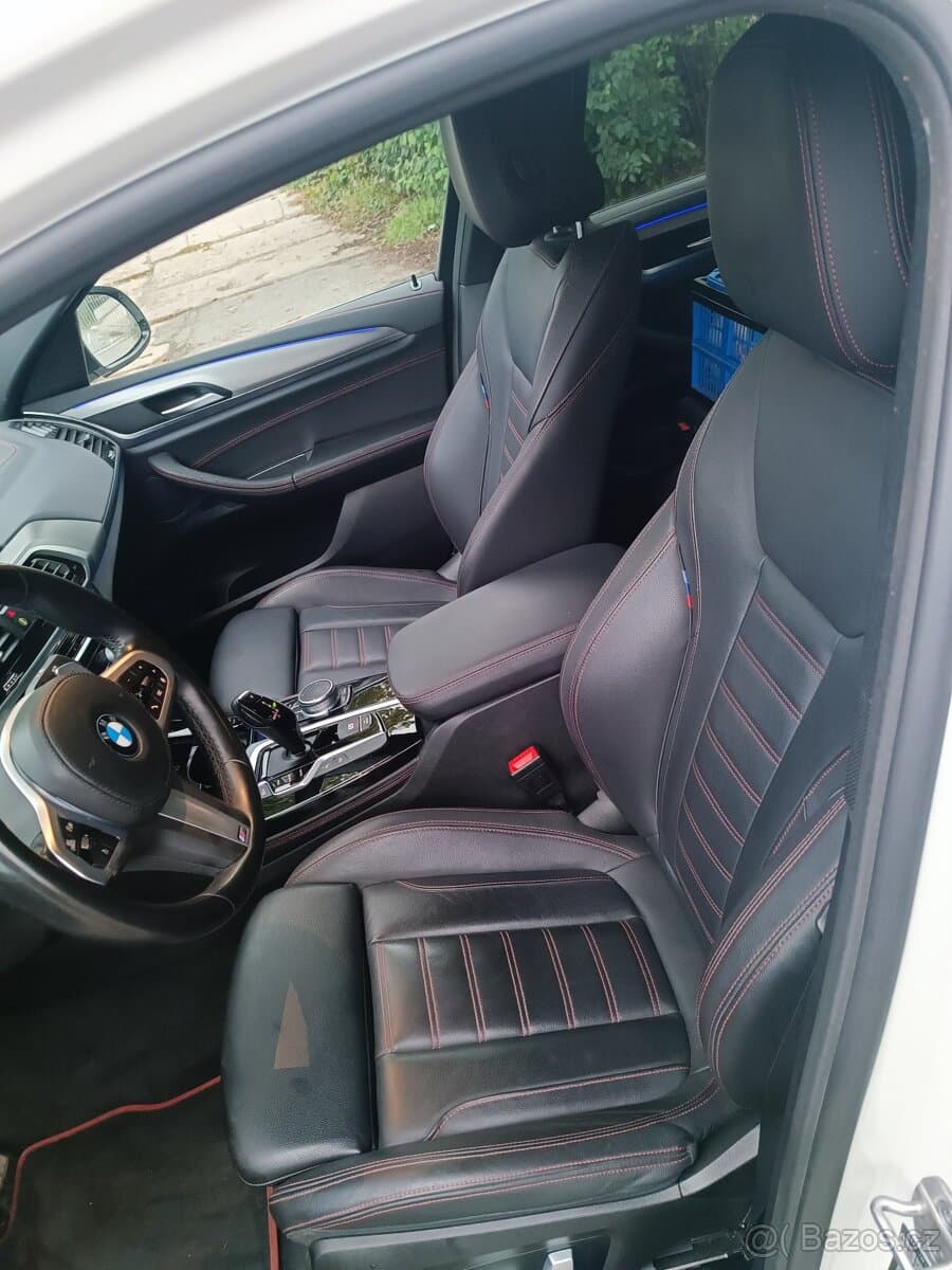 2021 BMW X4 - 17