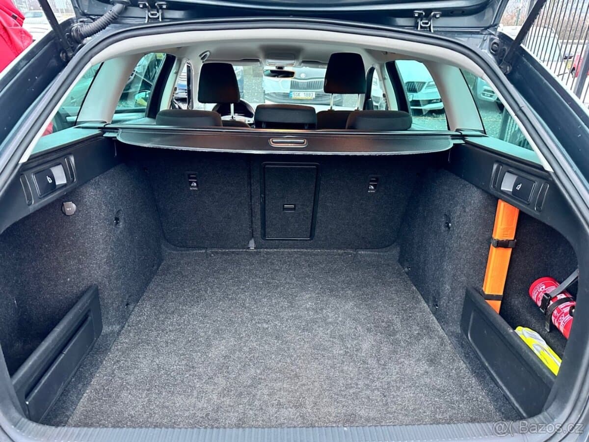 2019 Škoda OCTAVIA - 17