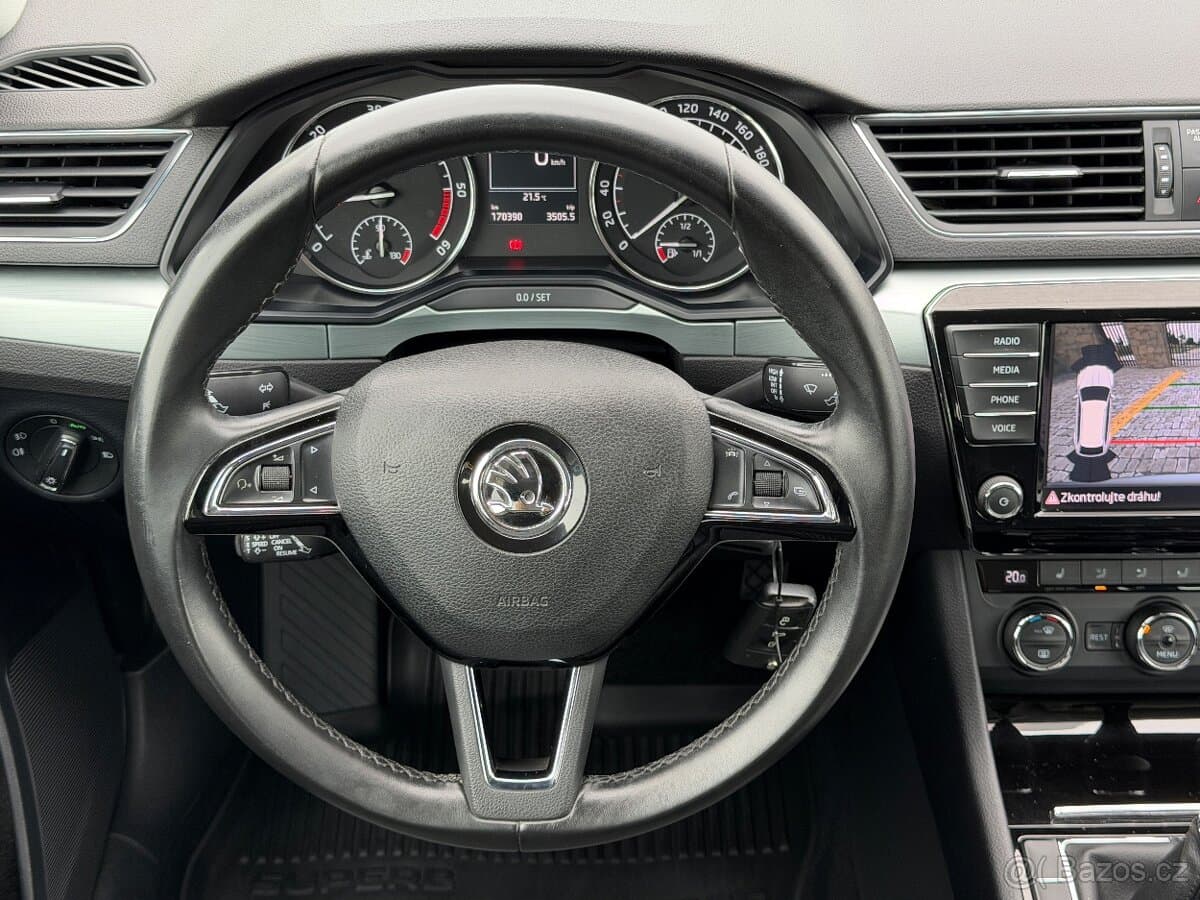 2016 Škoda SUPERB - 17