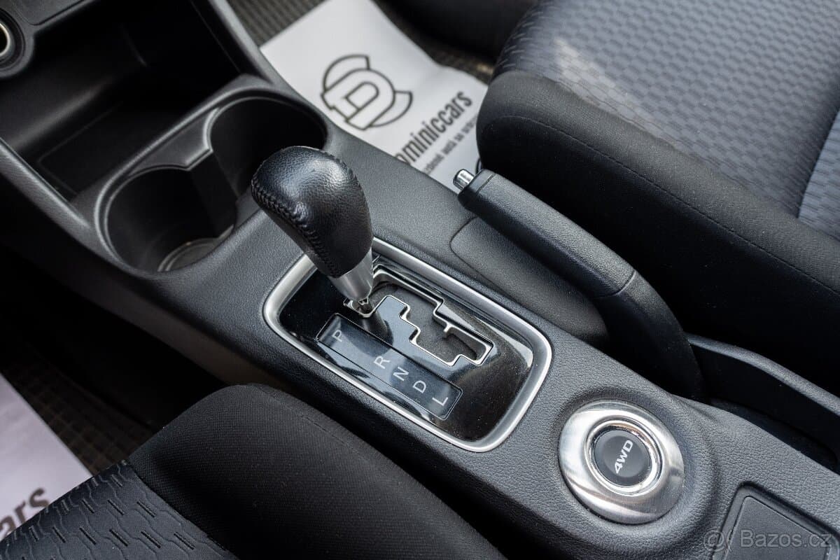 2013 Mitsubishi OUTLANDER - 17