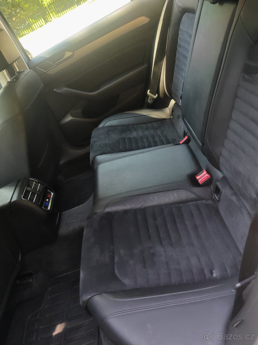 2018 Volkswagen PASSAT - 17