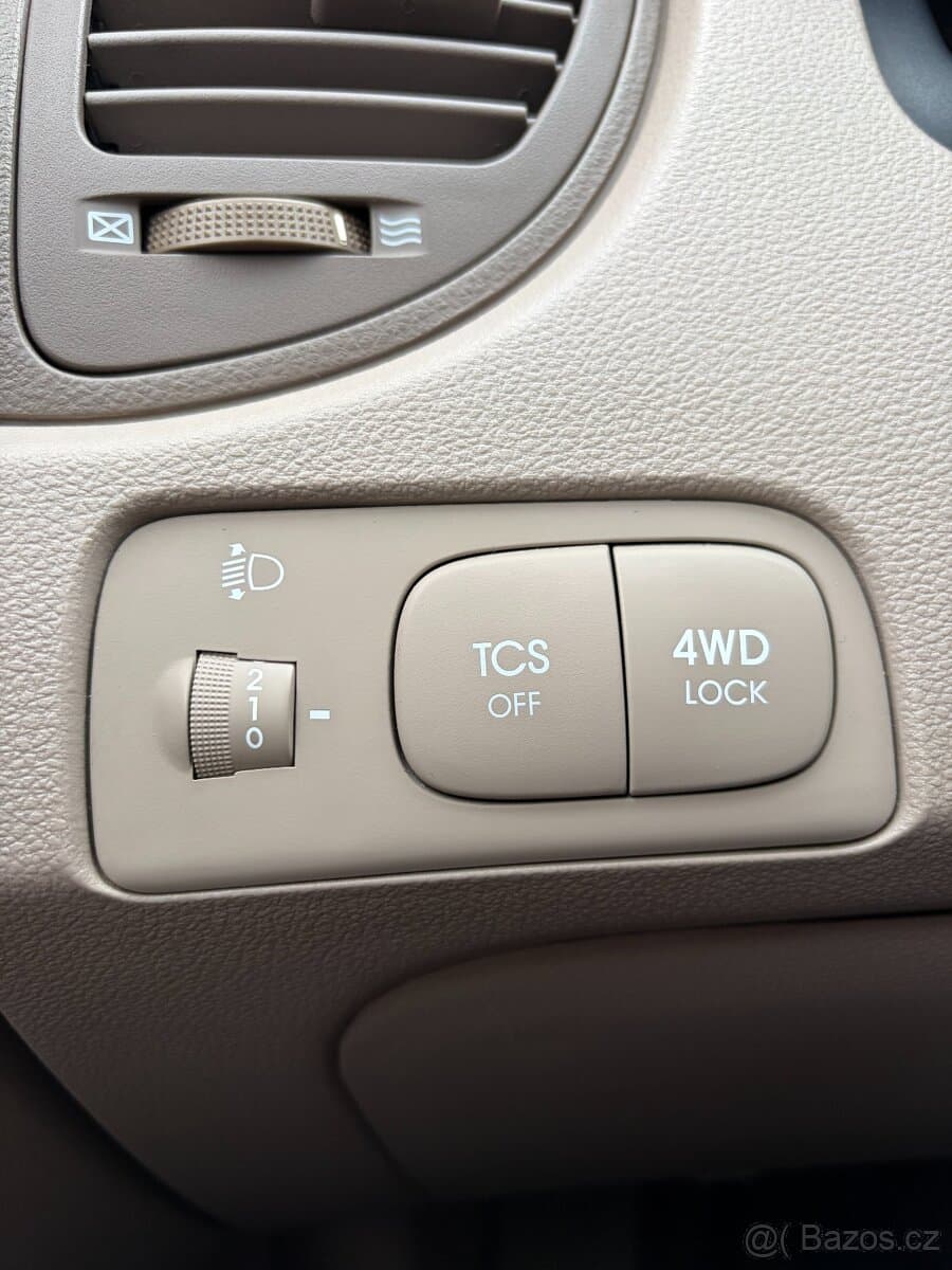 2005 Kia SPORTAGE - 17