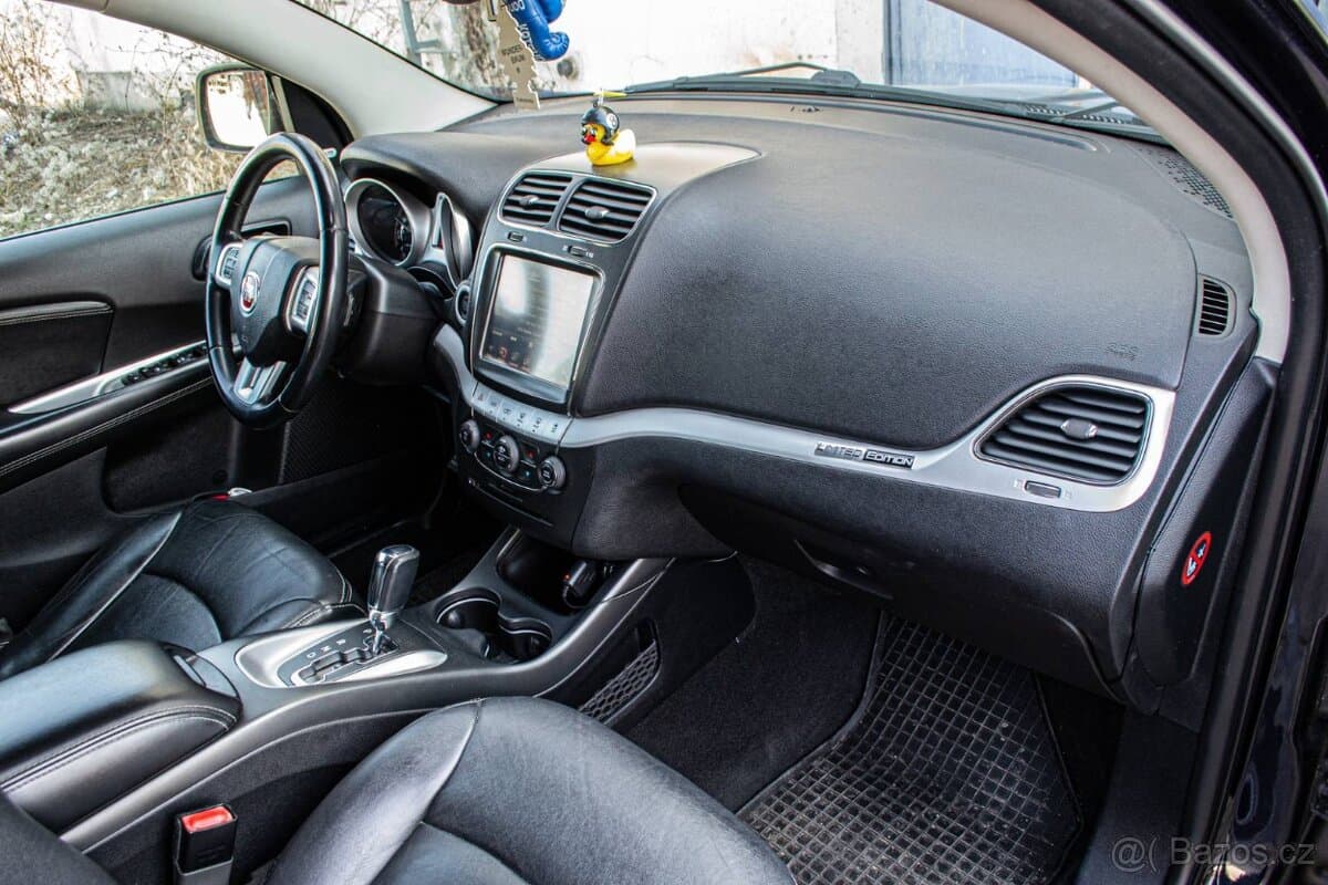 2012 Fiat FREEMONT - 17