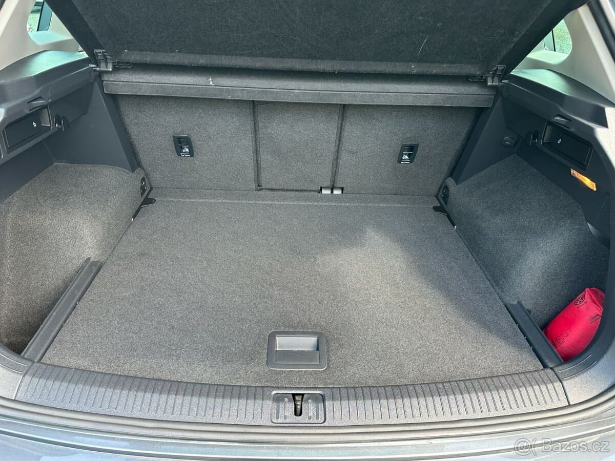 2017 Volkswagen TIGUAN - 17