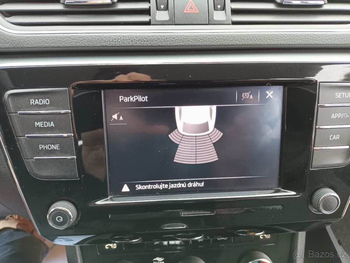 2019 Škoda SUPERB - 17