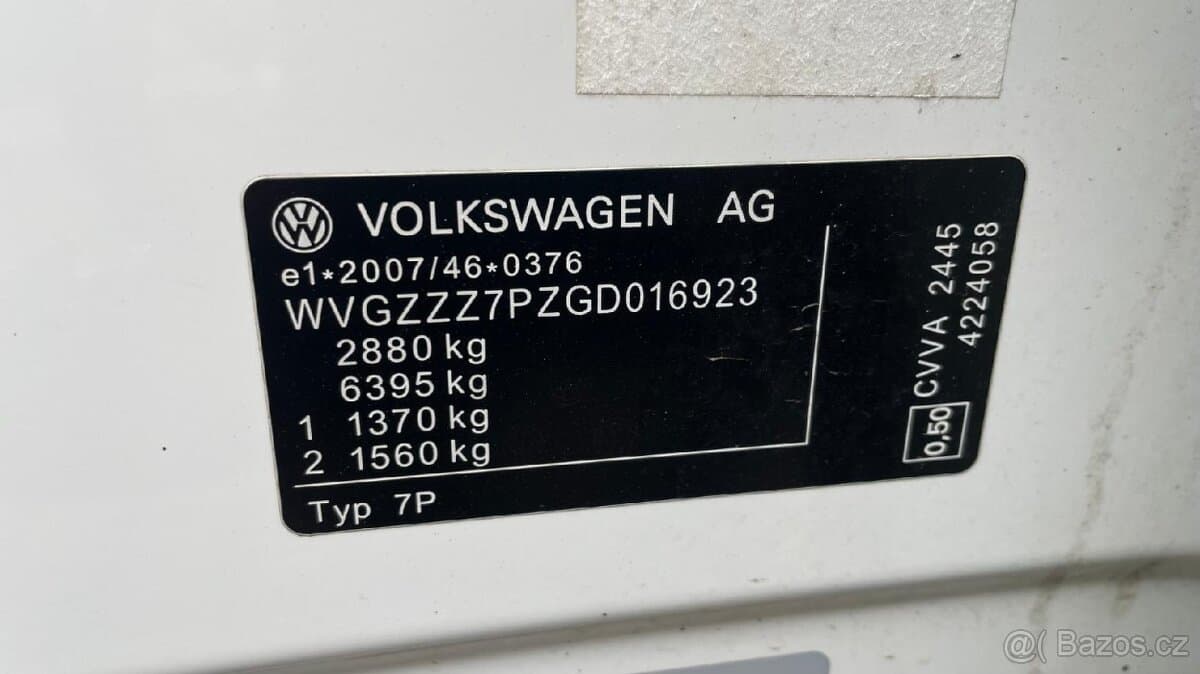 2016 Volkswagen TOUAREG - 17