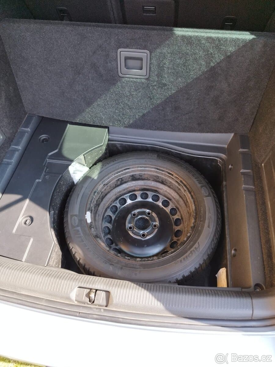 2013 Volkswagen PASSAT - 17