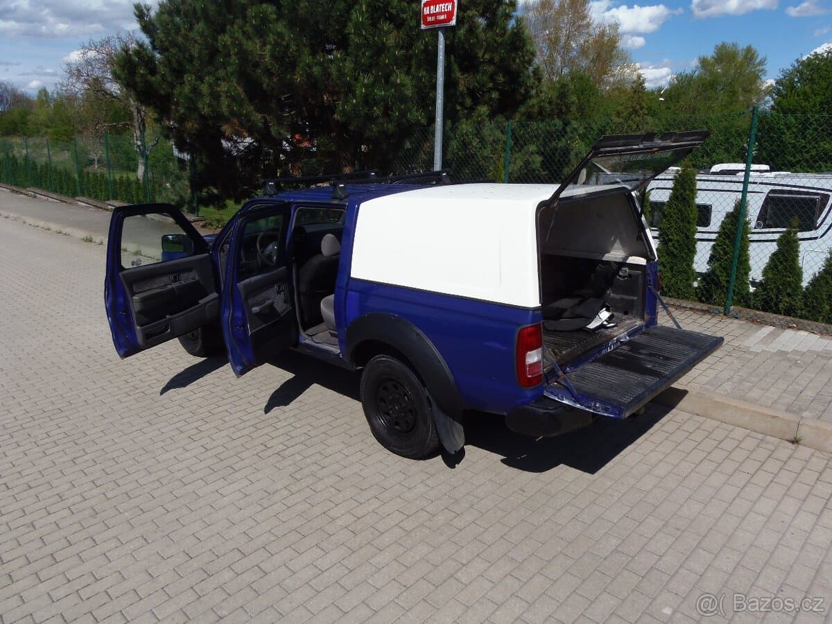 2002 Nissan NAVARA - 17